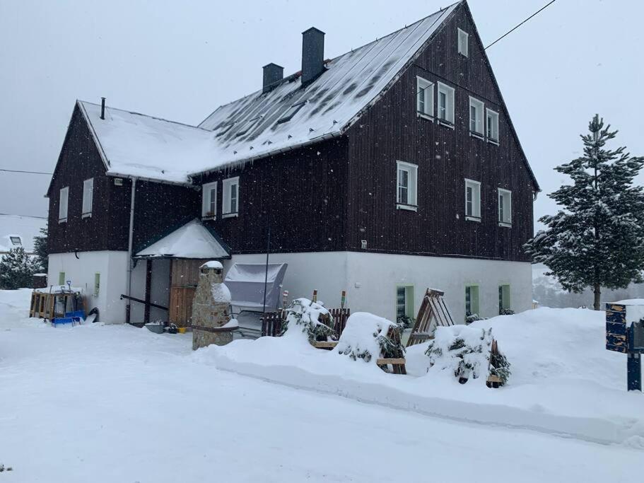 Ferienwohnungen Carlsfeld am Skihang Eibenstock Exterior foto